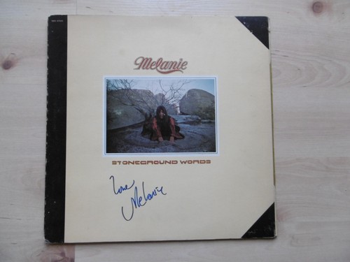 Melanie safka autograph signed - melanie,