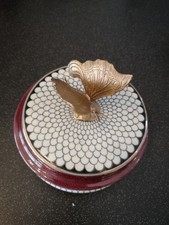 Porcelain trinket box with - porcelain,