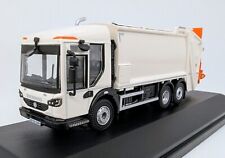 Oxford Diecast Dennis Eagle