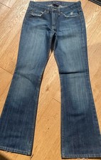 Women’s Earl Jean. 75 Jean. 26” X 32”  Excellent. Comfortable. New