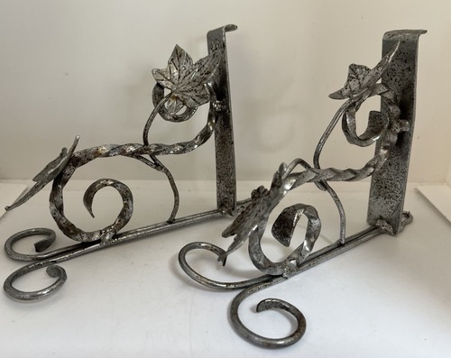 Vintage silver tone metal ivy - metal,
