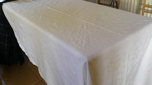 White jacquard tablecloth - white,