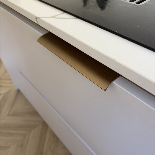 Dark brass concealed - dark,
