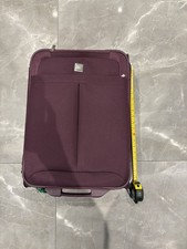 Tripp small suitcase -