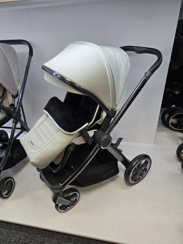 Oyster stroller and footmuff - oyster,