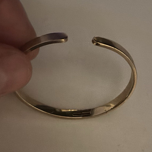 9ct gold open cuff - gold,
