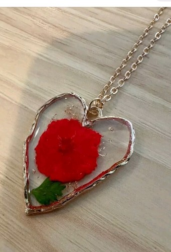 Golden heart pressed - golden, flower