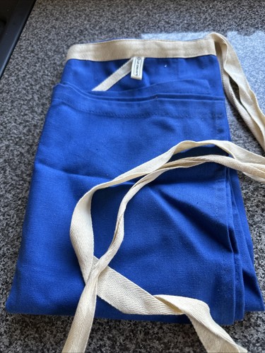 Creuset apron - creuset,