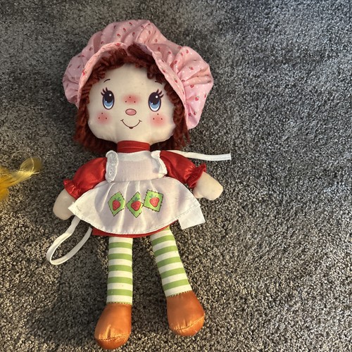 Strawberry shortcake toy - shortcake,
