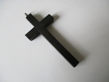 Whitby Jet cross Victorian - large - 10 cm x 5 cm