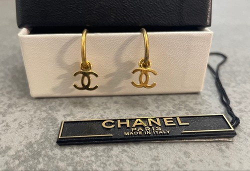 Vintage chanel logo hoop - chanel, cc