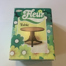 FLEUR (Dutch Sindy) Table -