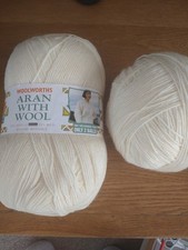 🌺NWT 800gm Aran Wool. 🌺