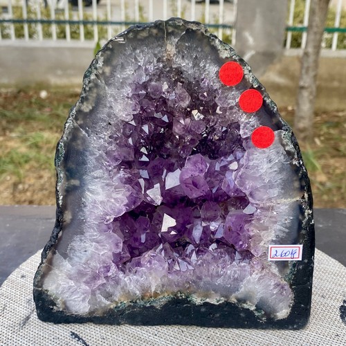 7lb large natural - large, amethyst