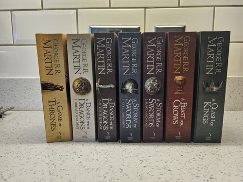 Game thrones complete book - game,