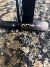 Mac Studio Radiance 24hr Luminous Lift Concealer NW11 Full Size RRP 30.00