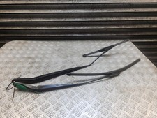 RENAULT MEGANE FRONT WIPER ARM PAIR OF LEFT & RIGHT MK3 2009 - 2016