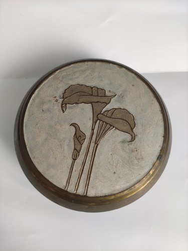 Vintage brass lidded - brass, box