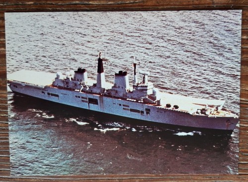 Postcard hms invincible - hms,