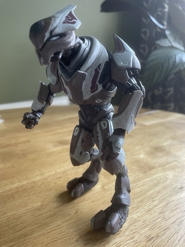 Mcfarlane toys halo reach - halo,