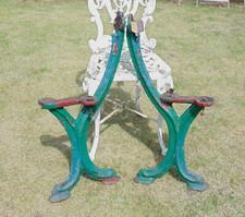 (#1537) old pair of garden