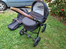 Venicci Black Pram 2-in-1