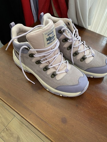 Skechers water repellent - water,