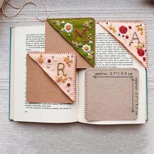 Multicolor book marker clip - multicolor,