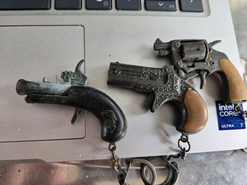 Vintage 80s gun - vintage, key