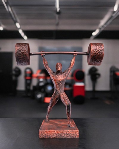 Weightlifter fun statue - fun,