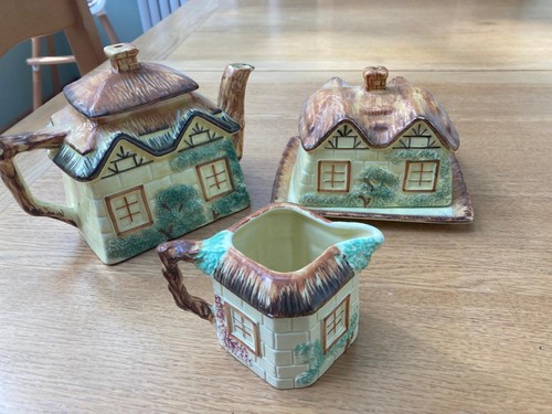 Keele pottery teapot butter - keele,