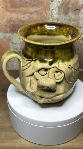 Vintage studio pottery face - studio,