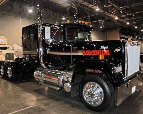 Mack super liner magnum - super-liner,