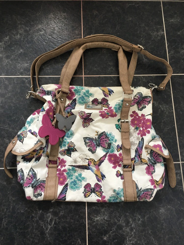 Next canvas butterflies and