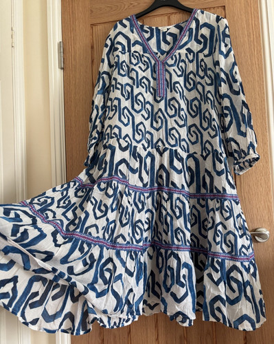 Monsoon white blue batik - monsoon,
