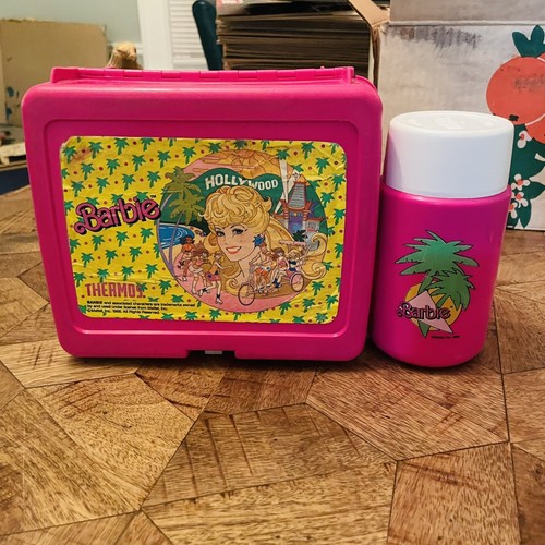 Vintage 80s 1988 - pink, plastic