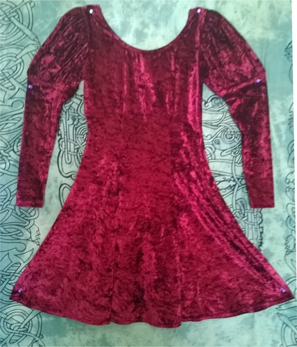Deep red crushed - crushed, short