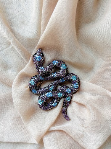 Large gold tone iridescent - tone,