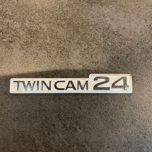 Rare metal twin cam emblem - twin,