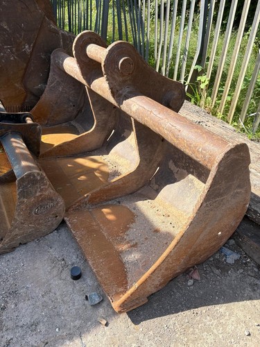 Ditching bucket 100mm pins - ditching,