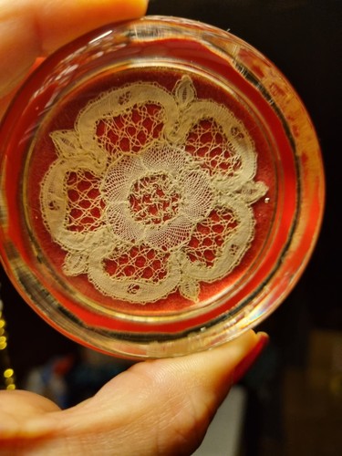 Pretty vintage lace - pretty,
