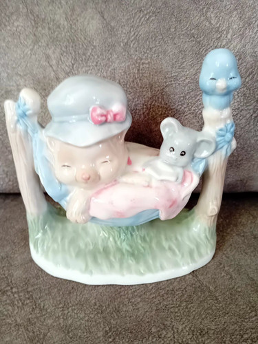 Adorable vintage porcelain