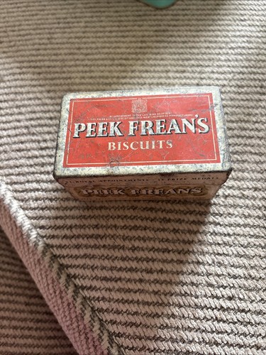 Peek freans small vintage - small,