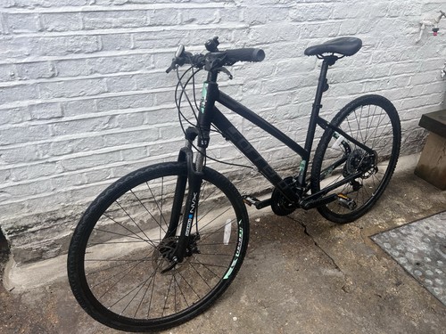 Very good condition correra - good,