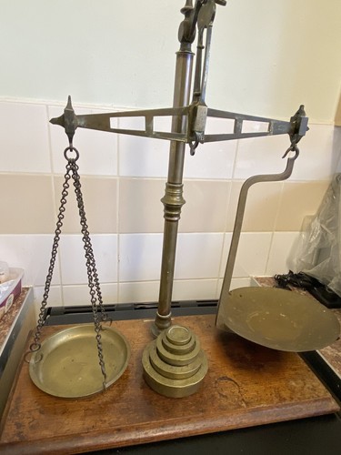 Antique victorian brass - brass, scales