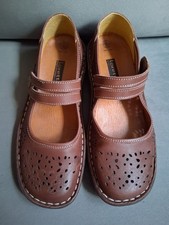 PAVERS LORETTA BROWN LEATHER