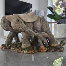 Large Tuskers 2 Adult Elephants Protecting Baby Elephant Facing The Storm 91199