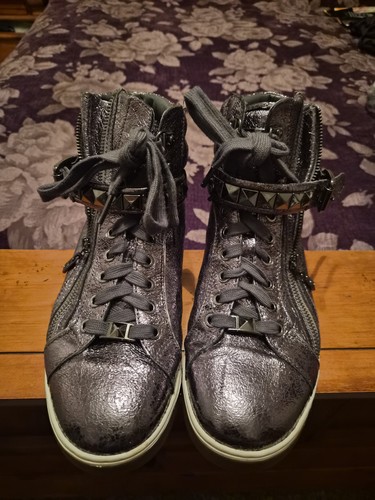Michael kors silver sneakers - silver,