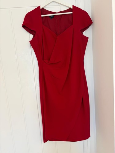 Red hobbs designer dress cap - red,