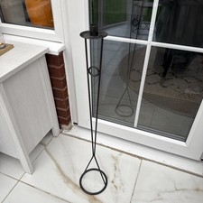 Floor freestanding black metal